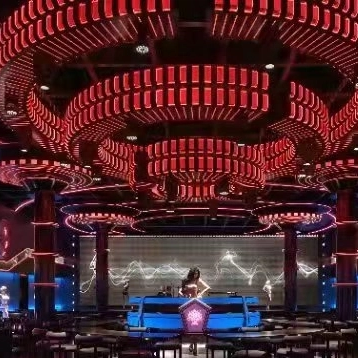 Neue Ära der intelligenten Bühne: Vom LED -Spotlicht bis zum immersiven Display, das weltweit oberste Licht- und Schattenfest schafft
