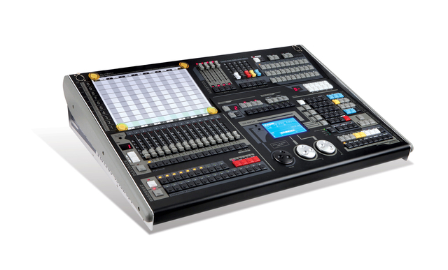 Exp4000 DMX Lighting Console | 2048 Kanäle für die Bühne