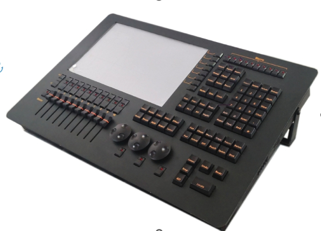 Bühnenbeleuchtungskonsole Captain Lighting Console